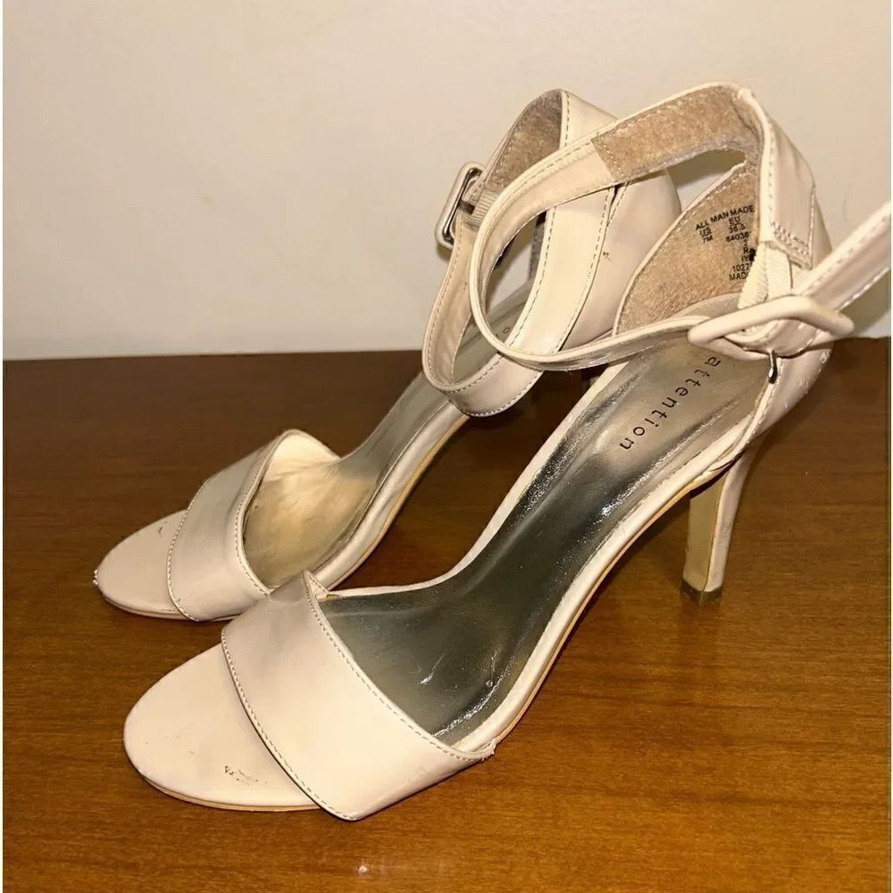 Patent leather strappy heels size 7